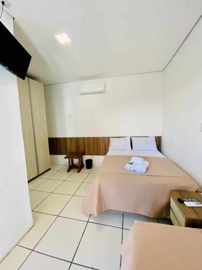 Hotel Itu Shopping Bagian luar foto